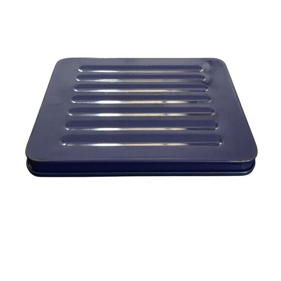 Vintage Milton Bradley Company Drawing Crayons and Blue Metal Tin - Picture 9 of 9